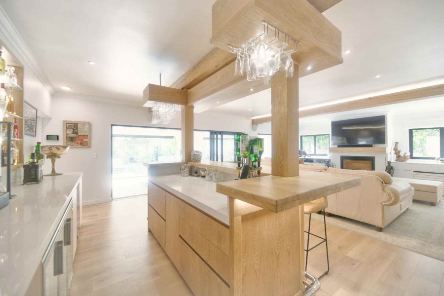 6 Bedroom Property for Sale in Hermanus Heights Western Cape